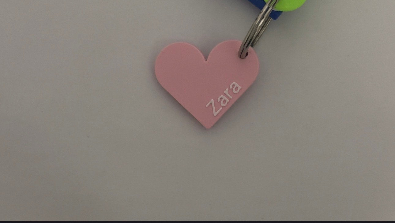 Hjärta  med Text (Två ólika färger)